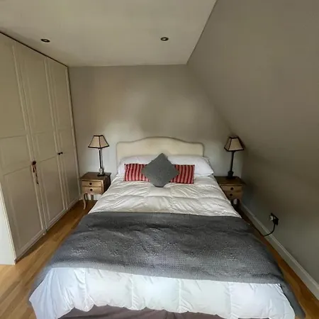 Modern Floor 2bd Flat - Kensington شقة *