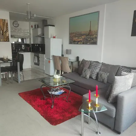 Comfy And Relaxing Apart Apartment London
