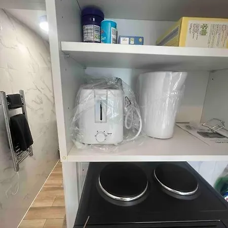 Cosy Flat In شقة