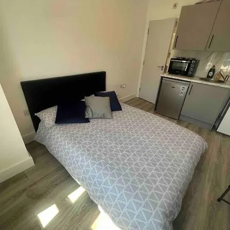 شقة Cosy Flat In تدينغتون