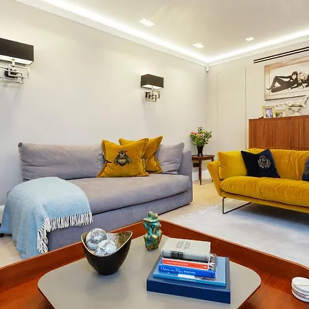 Veeve - Lavish And Luxe Holiday home
