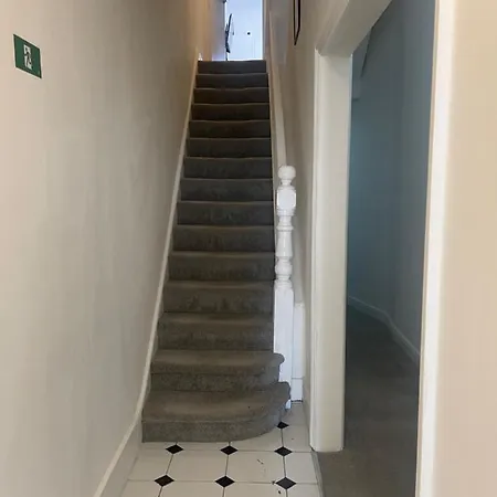 Chamberlayne Aparthotel