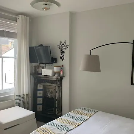 Beautiful Flat In Fulham! Apartment