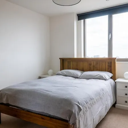 Air - Shadwell - Great Transport Links Apartment