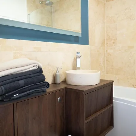 Apartment Air - Shadwell - Great Transport Links *
