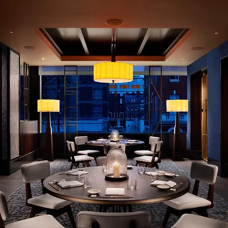 Nobu Portman Square מלון 5*