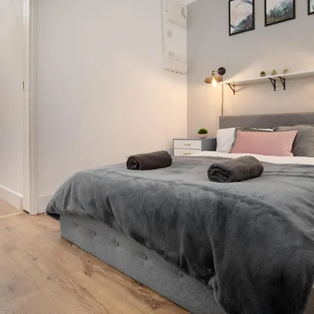 Apartment Fabulous Riverside In Putney London