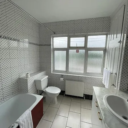 St Nicholas Hotel Harrow