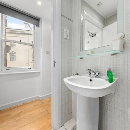 Paddington Stays - W2 Apartment London