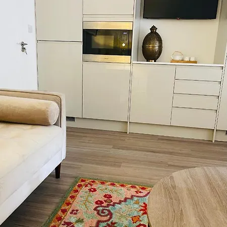 Riverside Deluxe Double E14 *