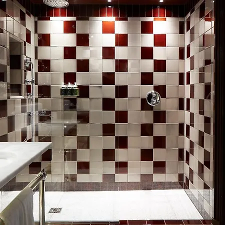 Beaverbrook Town House Hotel 5*