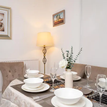 Holiday home Spacious House Near Kings Cross London