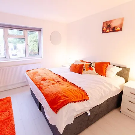 Holiday home Spacious House Near Kings Cross