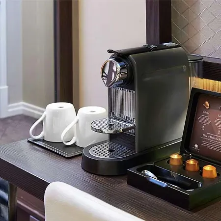 Doubletree By Hilton - Hyde Park Hotel 4*