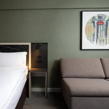 Sleeper At Royal National Londra