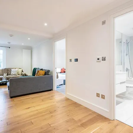Farm View 2-bedroom Apartment, Vauxhall Apartment *
