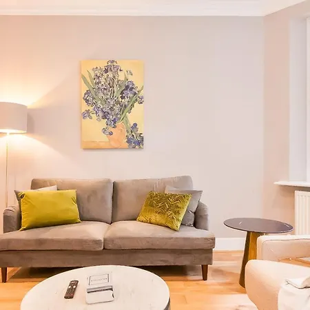 Primrose Hill Park Apartment London