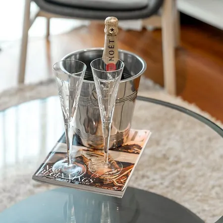 Appartement Stylish Deluxe 2Br Duplex - Free Parking - Near Canary Wharf
