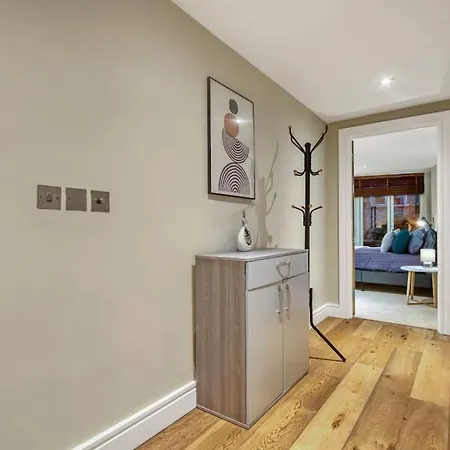 Tranquil 2 Bedroom In Southwark- Zone 1 *
