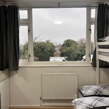 Stunning 2 Bedroom Duplex In The Heart Of