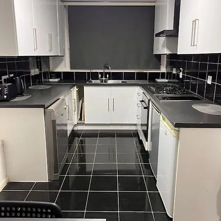 Stunning 2 Bedroom Duplex In The Heart Of London