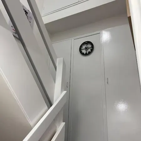 Stunning 2 Bedroom Duplex In The Heart Of London