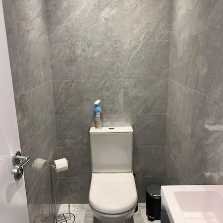 Stunning 2 Bedroom Duplex In The Heart Of London