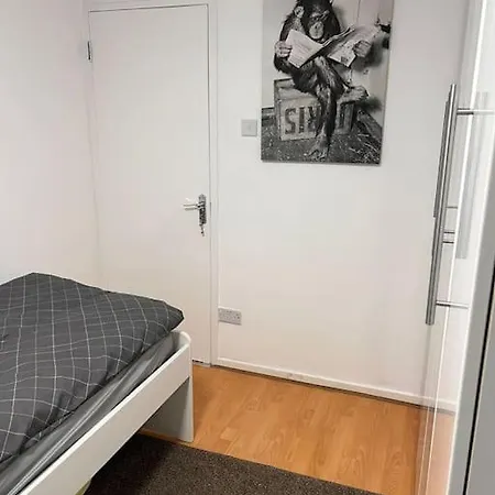 Stunning 2 Bedroom Duplex In The Heart Of Apartment London