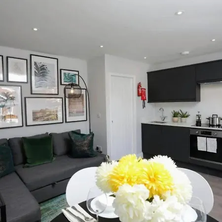 Apartment Aisiki Apartments: Pet-friendly With Air Con & Free Wifi