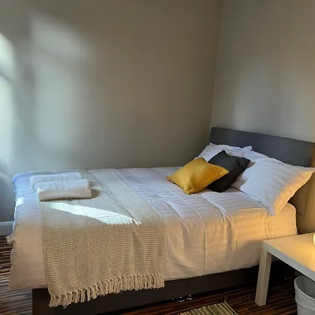 Flat In London's Primrose Hill