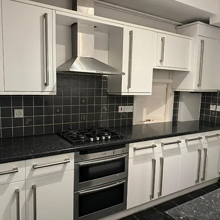 Apartment Flat In London's Primrose Hill