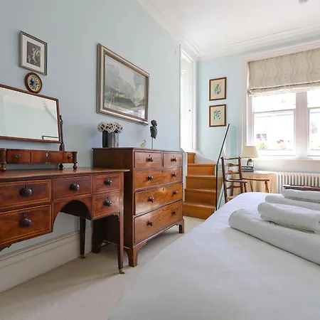 Beautiful And Spacious Kensington Flat Apartman *