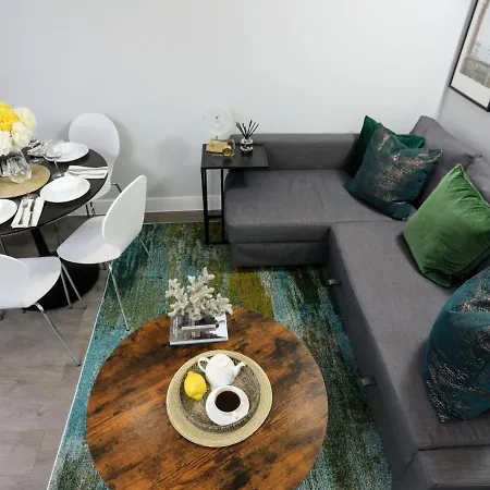 Aisiki Apartments: Pet-friendly With Air Con & Free Wifi Apartment Finchley