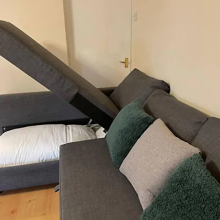 4min Walk Uni Of East 1br Apartmán *