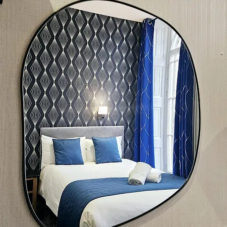 George Hotel 3*