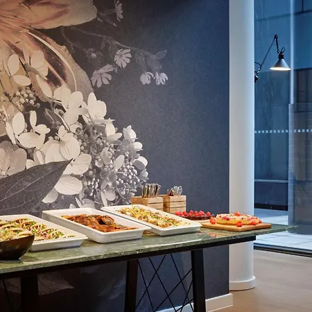 The Westminster London, Curio Collection By Hilton