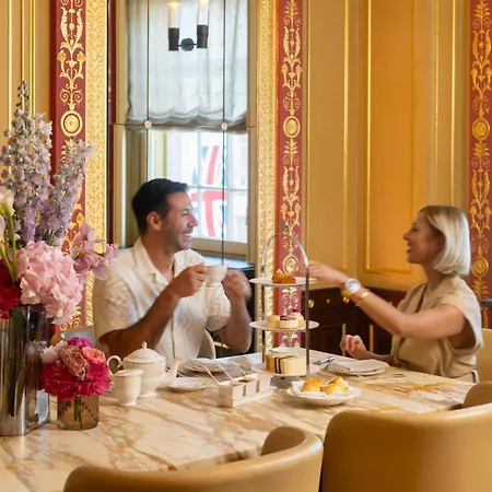 Hotel Cafe Royal 5*