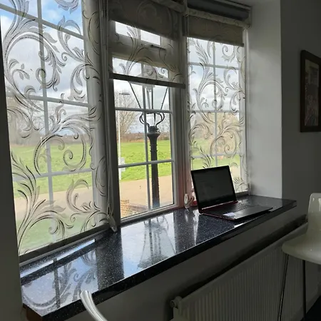 Idyllic In Jubilee Park London