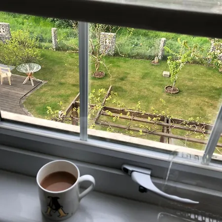 Holiday home Idyllic In Jubilee Park London