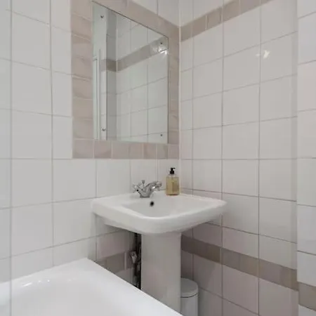 Beautiful 1 Bed Flat Close To Regents Park *