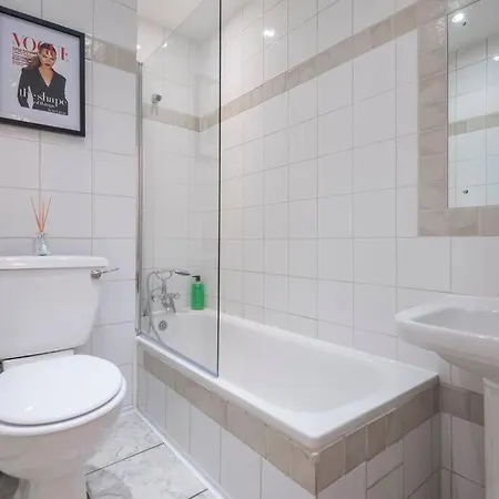 Beautiful 1 Bed Flat Close To Regents Park Apartment *