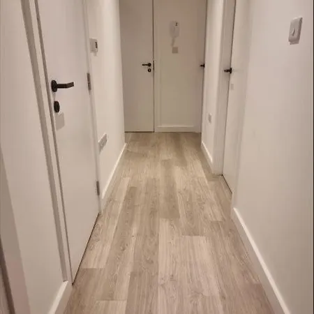 Stunning Double Bedroom With En-suite In Shared Apartment- Se20 Border Homestay *
