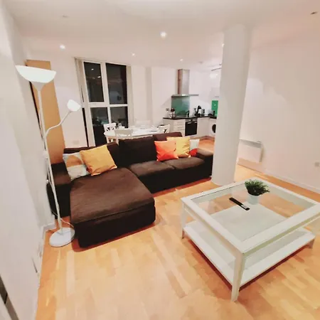Deluxe 2-bed Near Shoreditch *