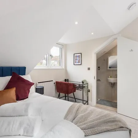 The Staycation Spot: Luxe
