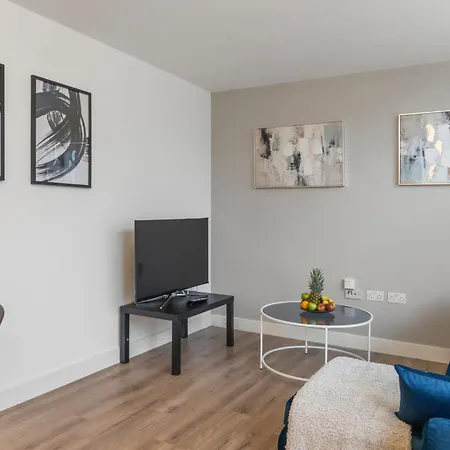 Cosy Retreat In The Heart Of Golders * Londra