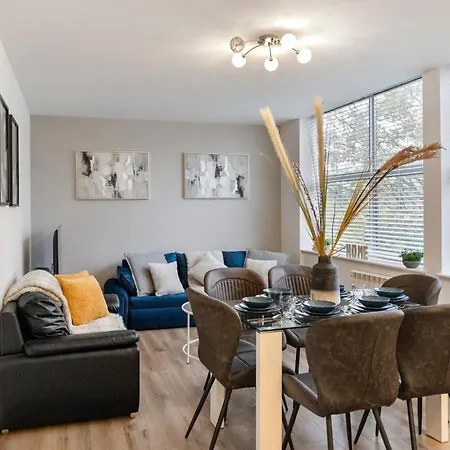 Cosy Retreat In The Heart Of Golders * Londra