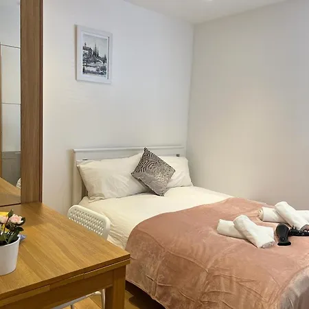 Cosy Private Near Euston Station, * 런던