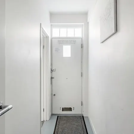 Holiday home Comfortable 4 Bed Mews Town House Near Hyde Park