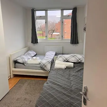 Apartment Stunning 2 Bedroom Duplex In The Heart Of London