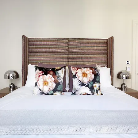 Sonder King Street Aparthotel